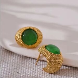 Elegant Gold and Green Earrings